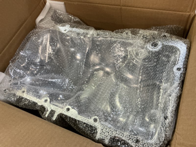 Condition photo showing New/Like New for silscvtt engine oil pan replacement for honda civic 2006-2015 l4 1.8l 264382