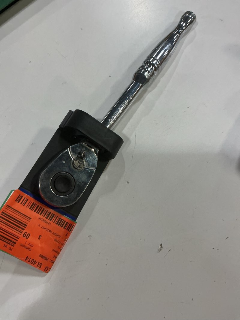 Condition photo showing Good Condition for 1/2 in. full polish 72 tooth ratchet