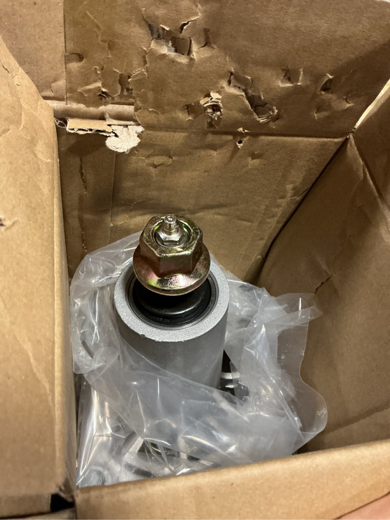 Condition photo showing Good Condition for parts camp 2 pack 587819701 187292 192870 532187281 532187292 567253301 587125401 mower deck spindle for husqvarna yth22v46 yth24v48 ariens 21546238/21546299 42" 46" 48" 54" mandrel assembly