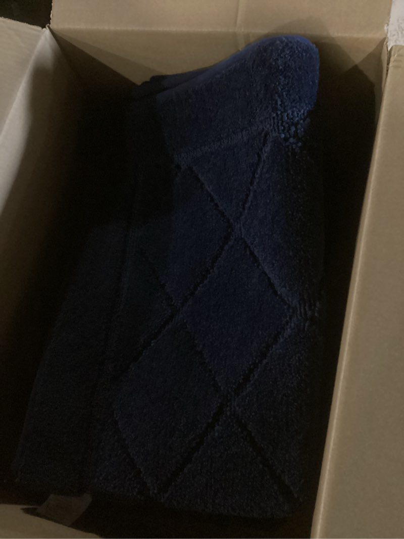 Condition photo showing Good Condition for linla 3 pieces bathroom rug set, absorbent non slip chenille bath mat, thick plush chenille carpet mats set,washable dry quickly with u-shaped toilet mat for tub, shower?grey? 32"x20"+ 24"x17"+ u shape 20"x20" grey