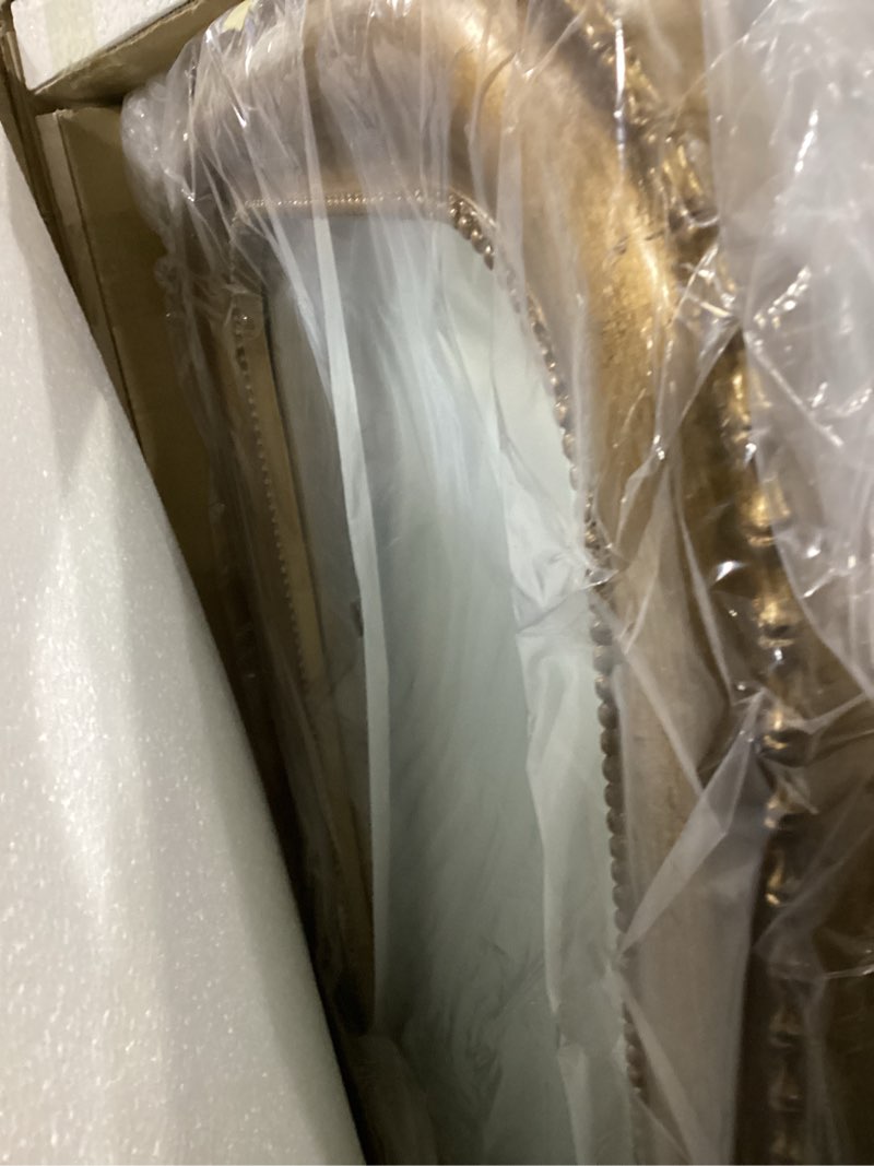 Condition photo showing Good Condition for Hamilton Hills 20" x 30" Classic Gold Framed Rich Framed Top Round Corner Mirror - Thick Arched Top Rich Wall Mirror - Vanity for Bathroom Decor, Bedroom, Living Room - Hangs Horizontal or Vertical 30"L x 20"W