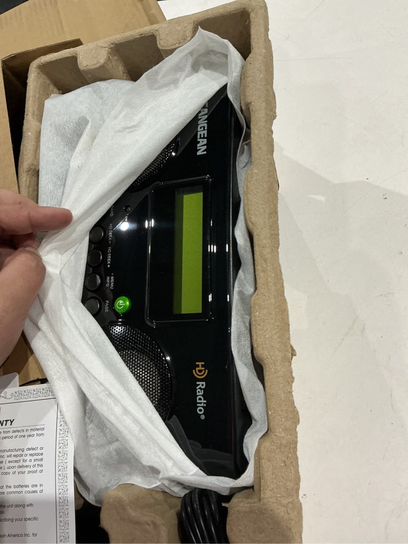 Condition photo showing Good Condition for sangean hdr-16 hd radio/fm-stereo/am portable radio, black 16 hd am/fm