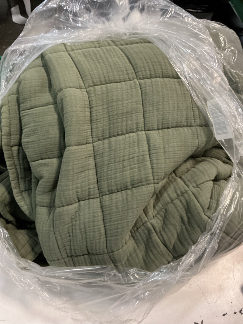 Condition photo showing As Is for quince organic cotton gauze box quilt set, full/queen, olive