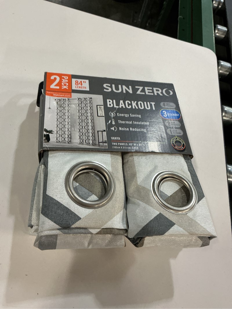 Condition photo showing Good Condition for sun zero arlo 2-piece textured thermal insulated room darkening grommet curtain panel pair, gray geometric, 40"w x 84"l