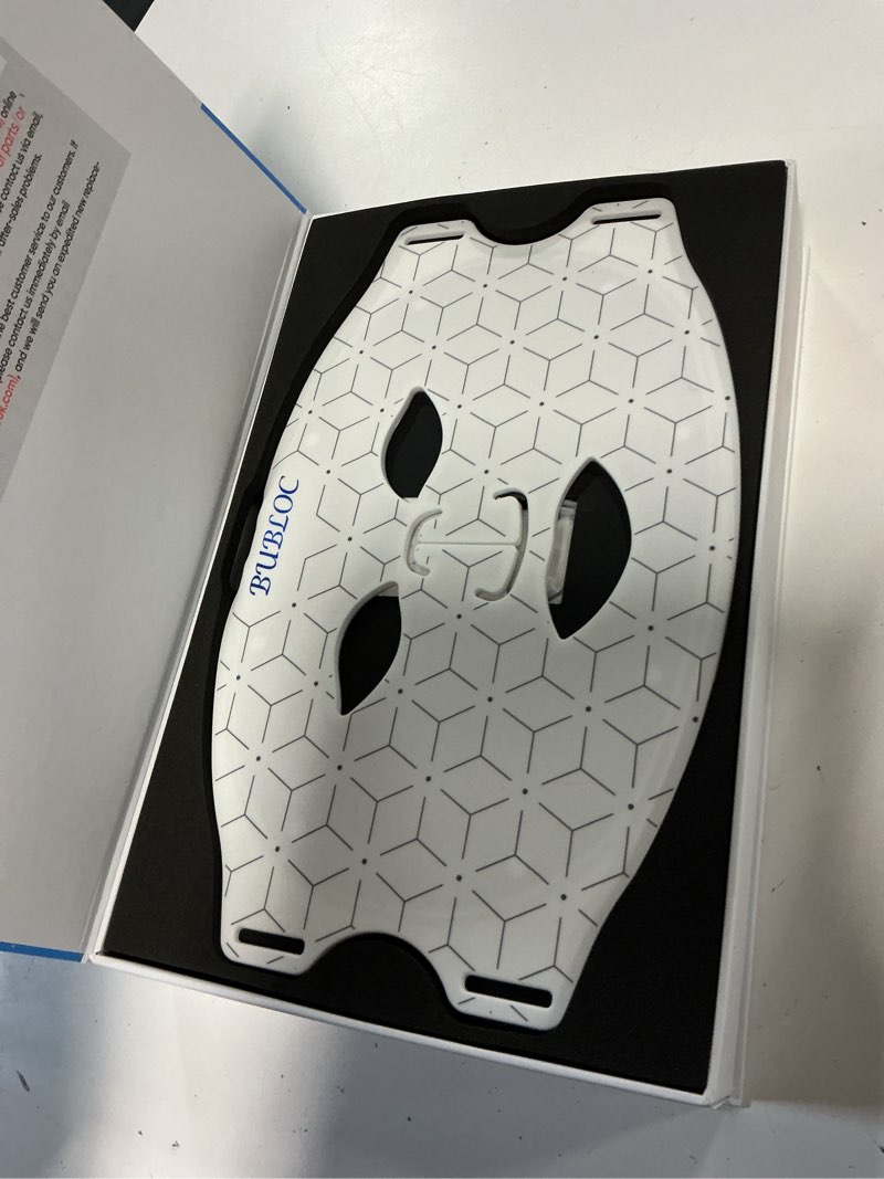 Condition photo showing Good Condition for bubloc led light therapy mask 276 led contour face mask light therapy, 7+1 color