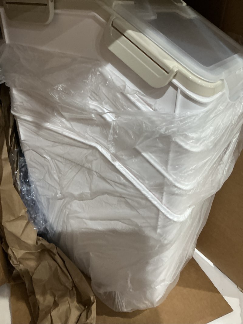 Condition photo showing Good Condition for yxq lapound flour storage container, 4 pack airtight plastic containers with wheels, locking seal lid, storage organizer dispenser