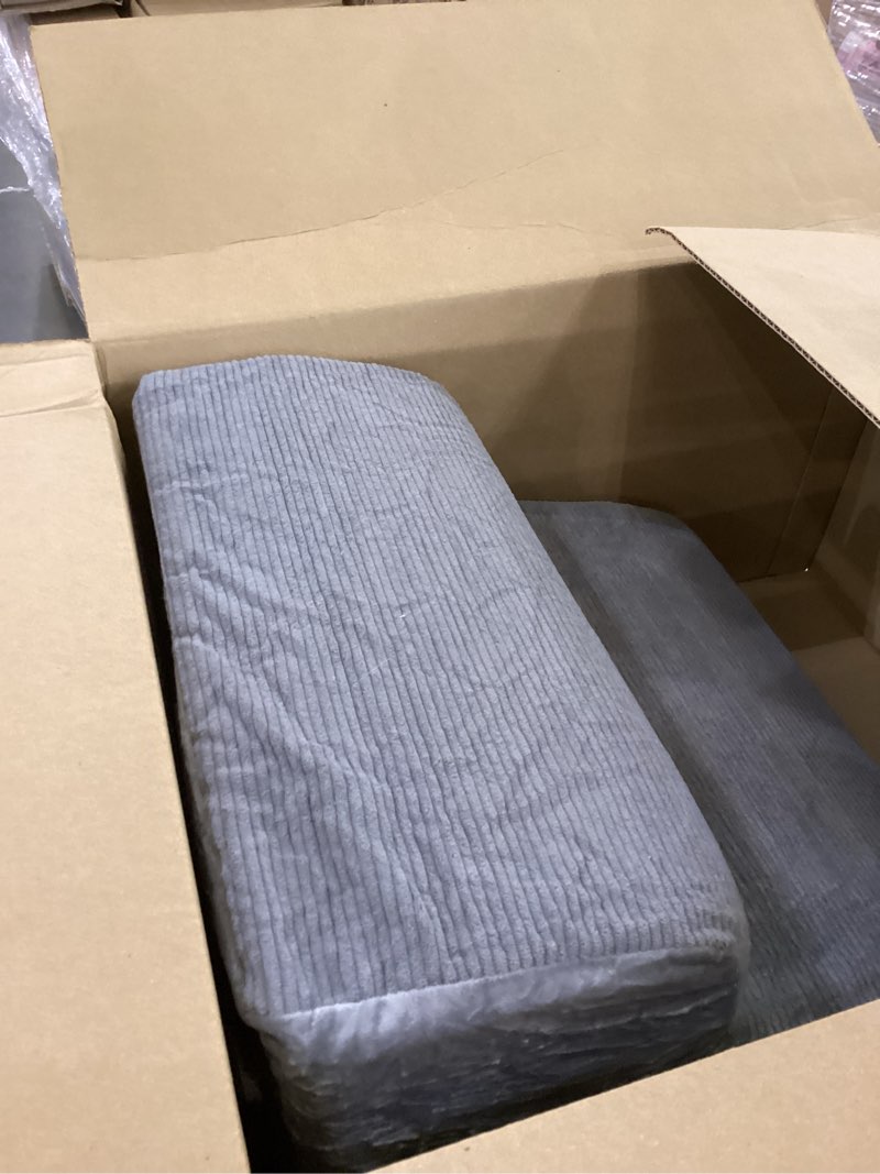 Condition photo showing Good Condition for Dog Stairs for Small Dogs, 2-Steps Dog Ramp for Couch, Pet Stairs with Highly Supportive Foam and Non-Slip Bottom, Pet Steps for Cat & Doggie (High 11.8 Inch) Fleece Grey 2-Step