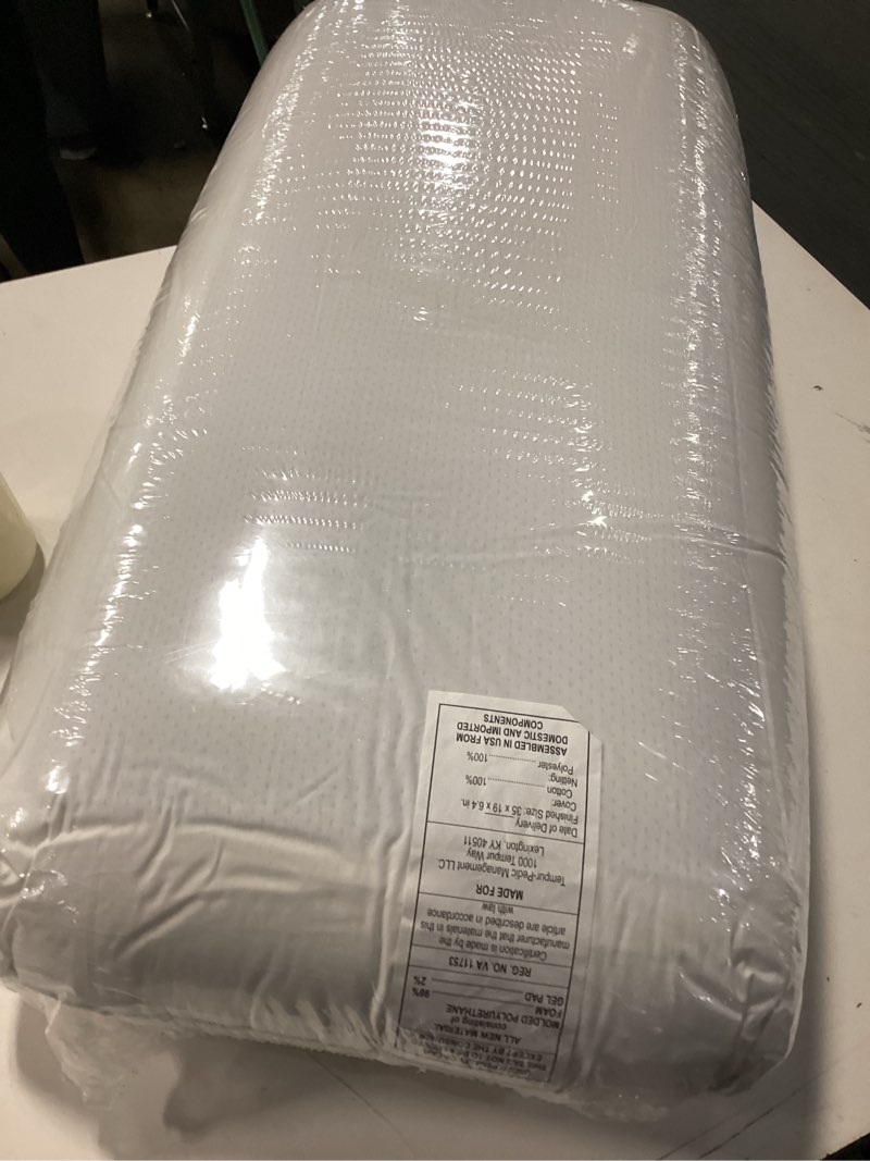 Condition photo showing Good Condition for TEMPUR-Pedic TEMPUR-Symphony Pillow, Standard-2-Pack, Standard, White 2 Count