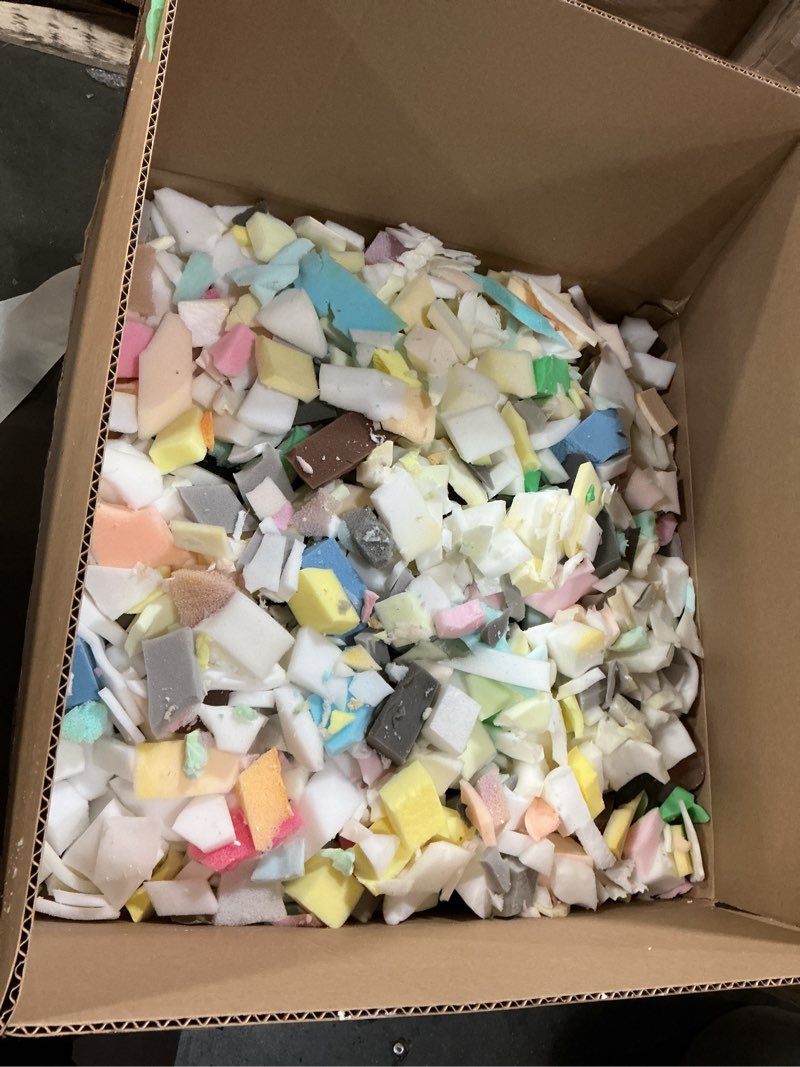 Condition photo showing Good Condition for AA Grade PU Foam Scrap 5% skin – MOTUO FOAM SCRAP