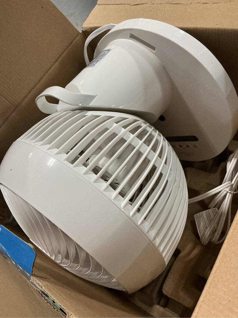 Condition photo showing Good Condition for iris woozoo 360° oscillating fan with remote and timer 3 speed settings