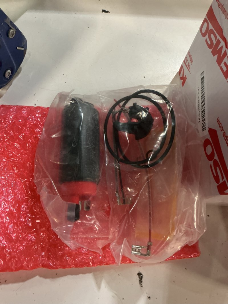 Condition photo showing Good Condition for kemso 10404 high performance intank fuel pump, replace walbro gsc404
