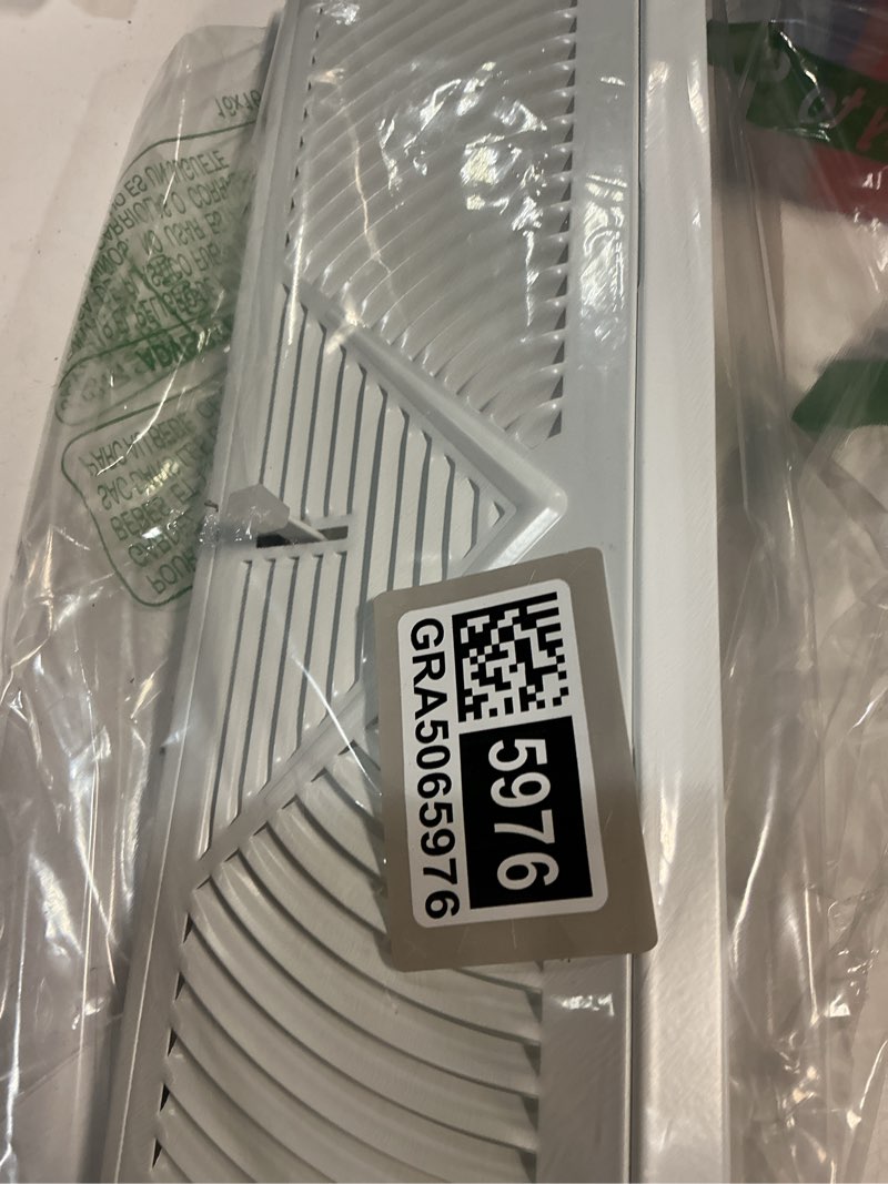 Condition photo showing Good Condition for 18 in. baseboard diffuser supply