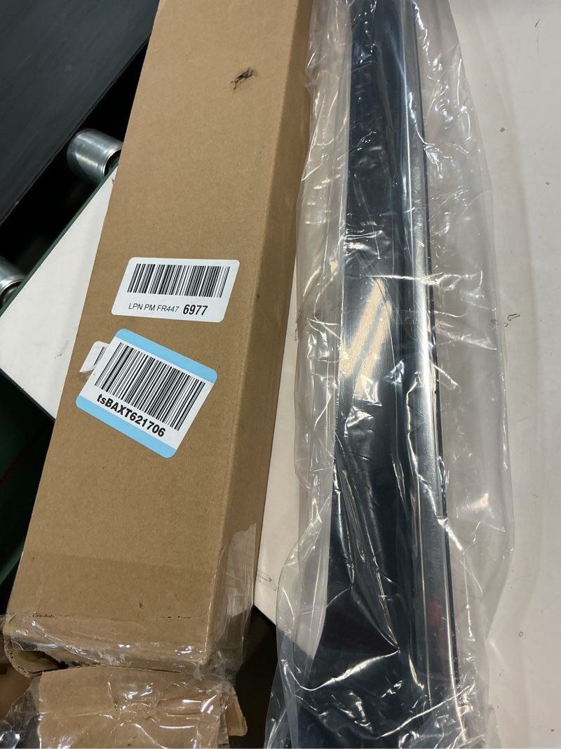 Condition photo showing Good Condition for nissan 78872-9dj1a moulding-rear fender, rh