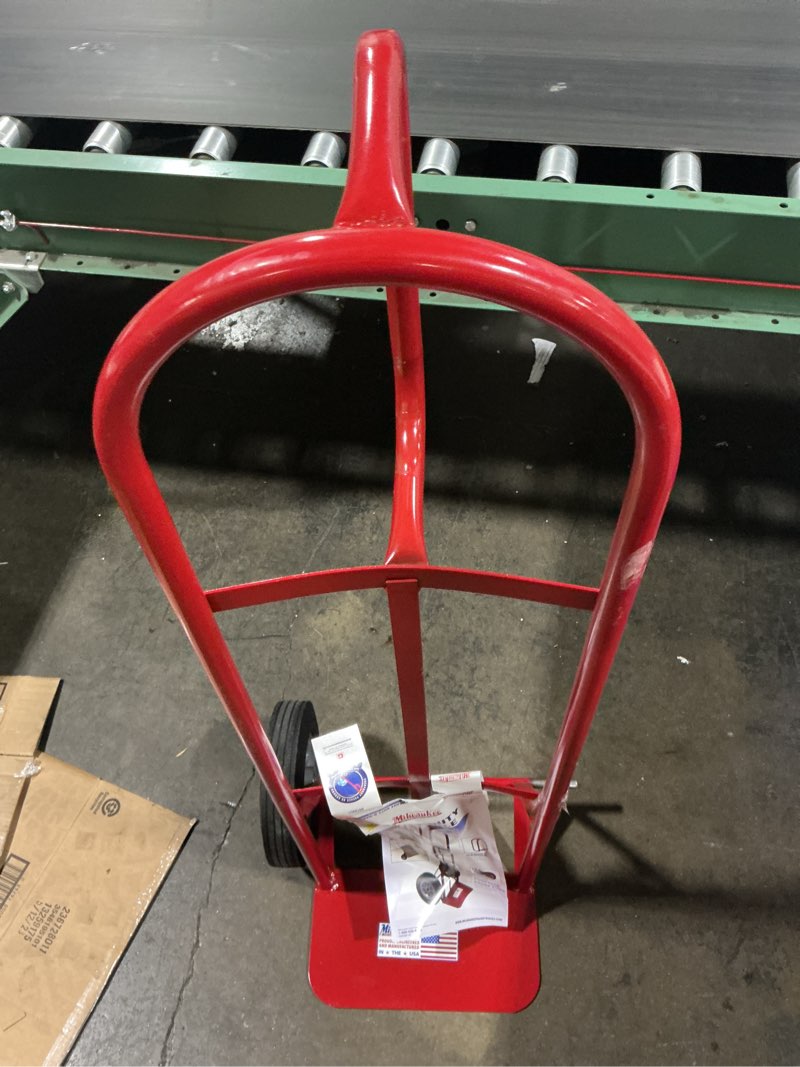 milwaukee 800-lb capacity 2 -wheel red steel heavy duty hand truck (tire unattached)