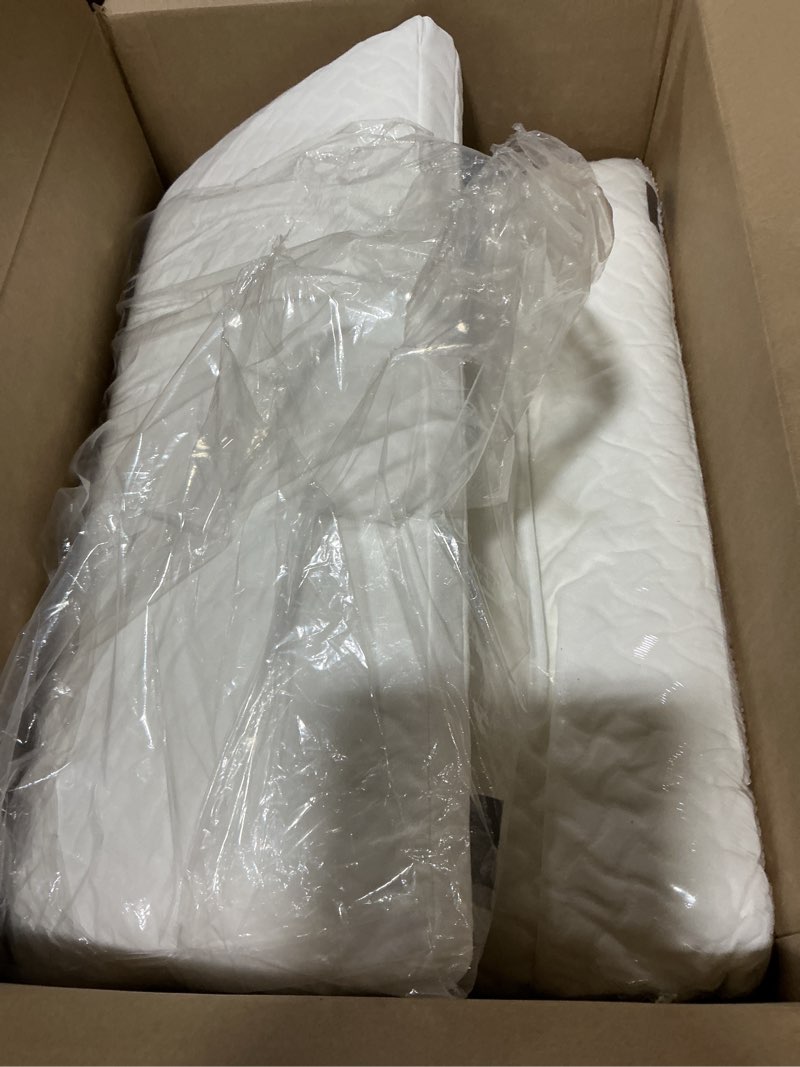 Condition photo showing Good Condition for tempur-pedic tempur-cloud® pillow, king - 2-pack