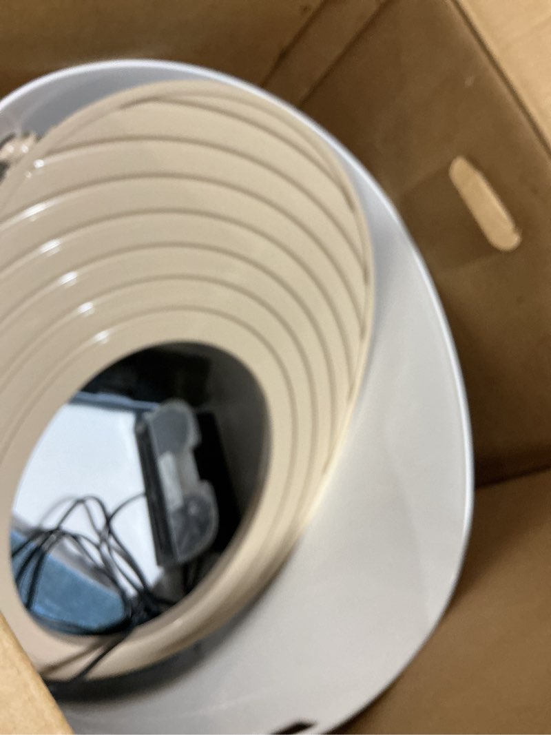 Condition photo showing Good Condition for IRIS USA Cat Litter Box, Large Top Entry with Litter Catching Lid and Scoop, Dog Proof, Cat Box Enclosure, Beige/White Beige Top Entry