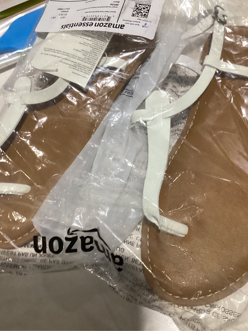 Amazon Essentials Women's Casual Thong Sandal with Ankle Strap, White, 9