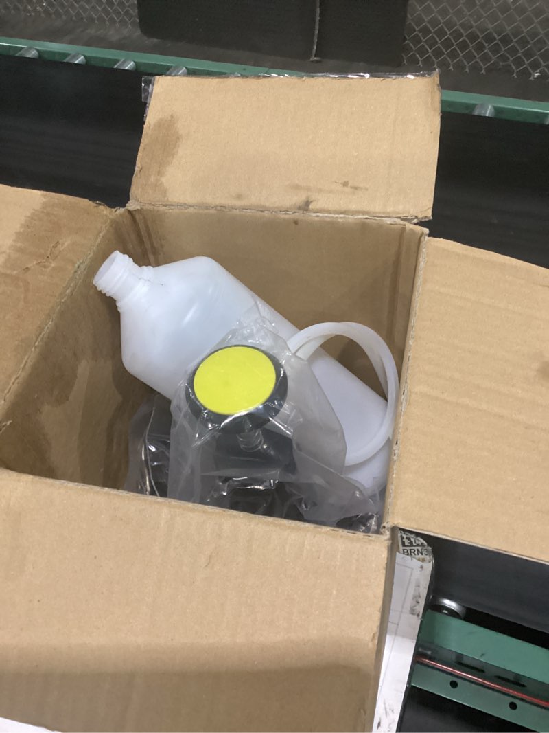 Condition photo showing Good Condition for 3l brake fluid bleeder kit with 1l catch bottle, manual pressure brake bleeder tool one person brake bleeding kit with 4 master cylinder adapters for brake and clutch system flush