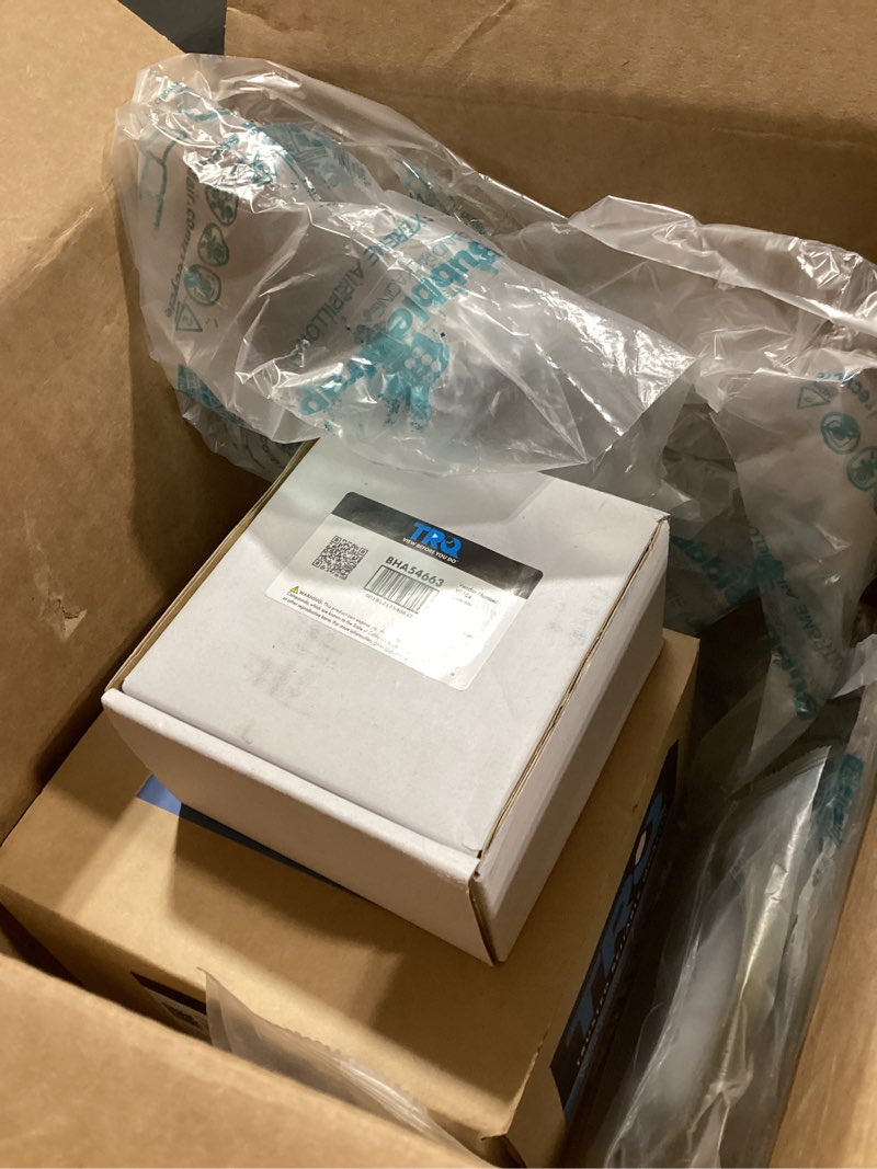 Condition photo showing Good Condition for TRQ 4 Piece Wheel Bearing & Hub Kit for 1996-2002 Toyota 4Runner 4WD 2001-2007 Toyota Sequoia 4WD 1995-2000 Toyota Tacoma w/Auto Disc Diff 2001-2004 Toyota Tacoma 4WD 2000-2006 Toyota Tundra 4WD