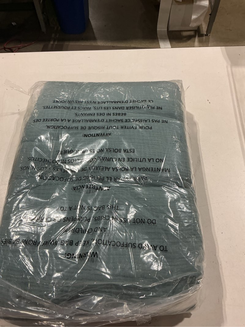 Condition photo showing Good Condition for emme muslin cotton duvet cover set teal queen size linen like soft breathable lightweight summer comforter cover set with zipper closure (teal, queen, 90"x90") 16 - teal 2 queen(90"×90")