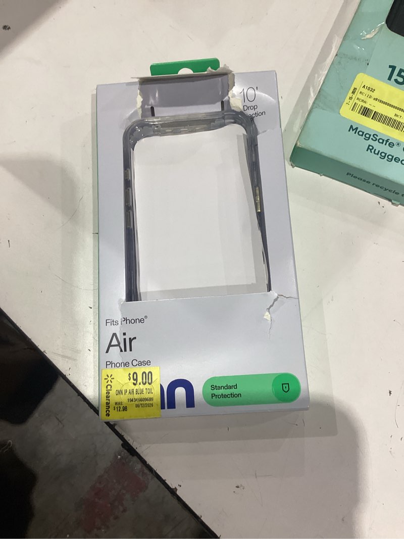 Condition photo showing Good Condition for onn blue toile phone case for iphone air