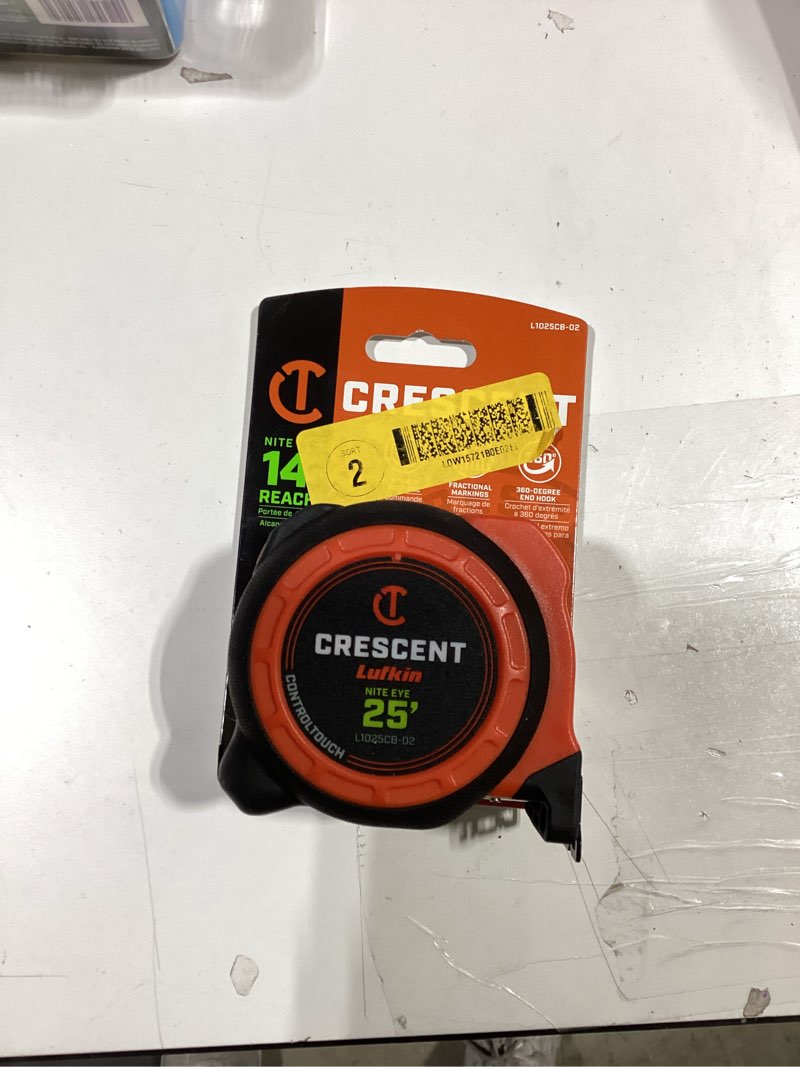 Condition photo showing As Is for crescent lufkin 1-3/16 x 25' command control series black clad tape measure - l1025cb