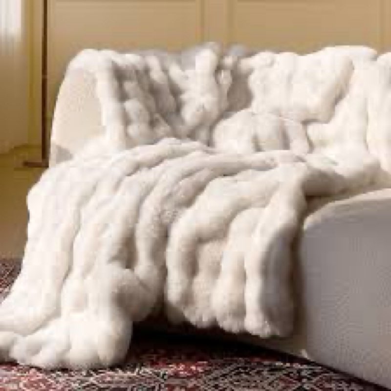 Fluffy Throw Blanket King Size - Faux Fur Throw for Couch or Bed - Ultra Plush Soft Extra Thick Faux