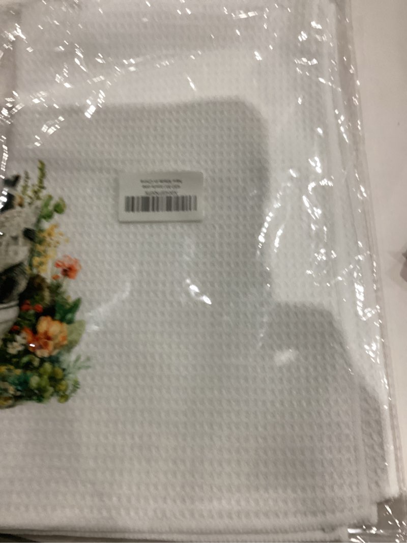 Condition photo showing New/Like New for Funny Raccoon Bathroom Decor Towels, Raccoon Gifts for Women, Frenchie Reading Newspaper on Toilet Decorative Hand Towels, Funny Animals Bathroom Decor Linens Dish Cloths & Dish Towels