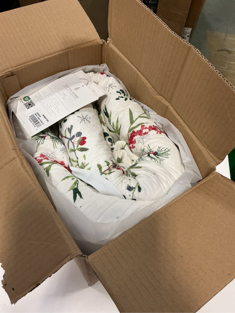 Condition photo showing New/Like New for Levtex Home - Winterberry Forest Christmas Quilt Set - King/Cal King Holiday Quilt 106x92 and Two King Pillow Shams 20x36 - Green, Red, Grey and Cream - Reversible - Cotton/Polyester