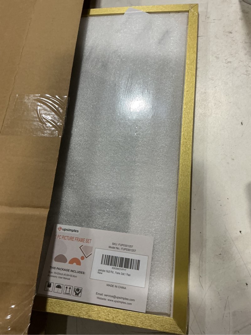 Condition photo showing Good Condition for upsimples 16x20 picture frame, display pictures 11x14 with mat or 16 x 20 without, wall hanging poster frame, gold, 1 pack gold 16x20