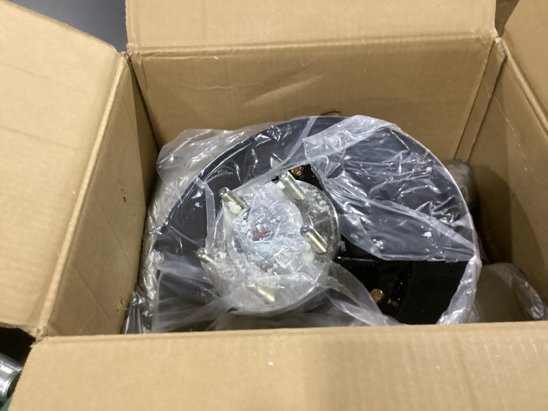 Condition photo showing New/Like New for front left steering knuckle assembly compatible with ford escape 2013-2019, driver side spindle knuckle w/wheel bearing hub, lk143 cv6z2k005c cv6z3k186b