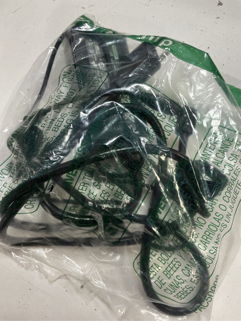 Condition photo showing As Is for n19c3 65w 45w 5.5x1.7mm laptop charger compatible with acer aspire a515-43-r19l a315-21 a515-51 e5-575 a315-41 a315-53 n17c4 n16q2 n19c1 e15 e5 e1 es1 n17q4 n15w5 19v 3.42a adapter power cord black