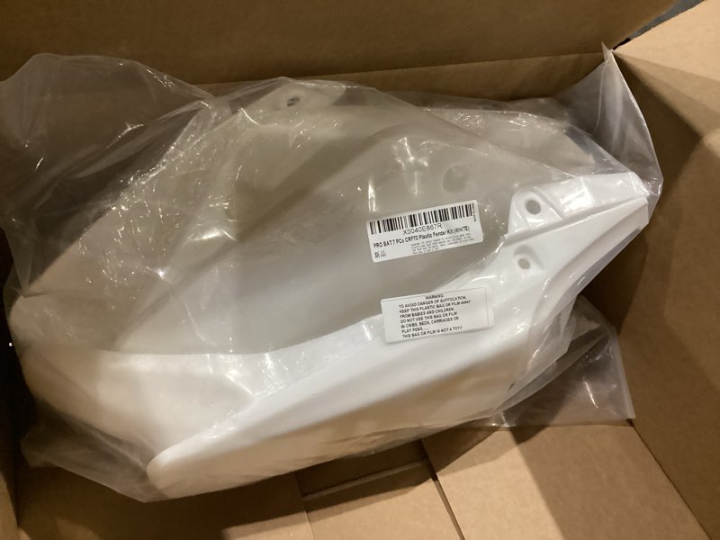 Condition photo showing Good Condition for pro bat 7 pcs crf70 plastic fender kit (white)