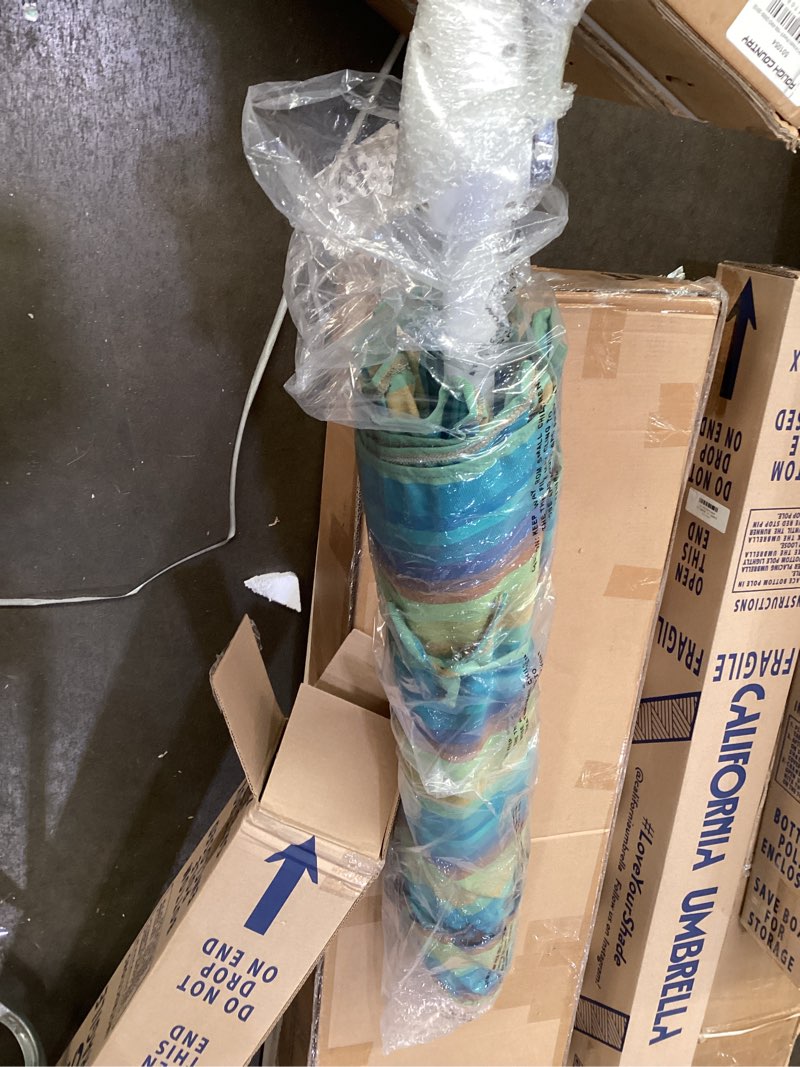 California Umbrella color blue & green