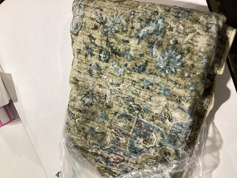 Condition photo showing Good Condition for Abani Savoy Collection Area Rug - Intricate Blue/Green Vintage Design - Easy to Clean - Durable for Kids & Pets - Non-Shedding -  - Soft Feel - Living Room, Bedroom & Office