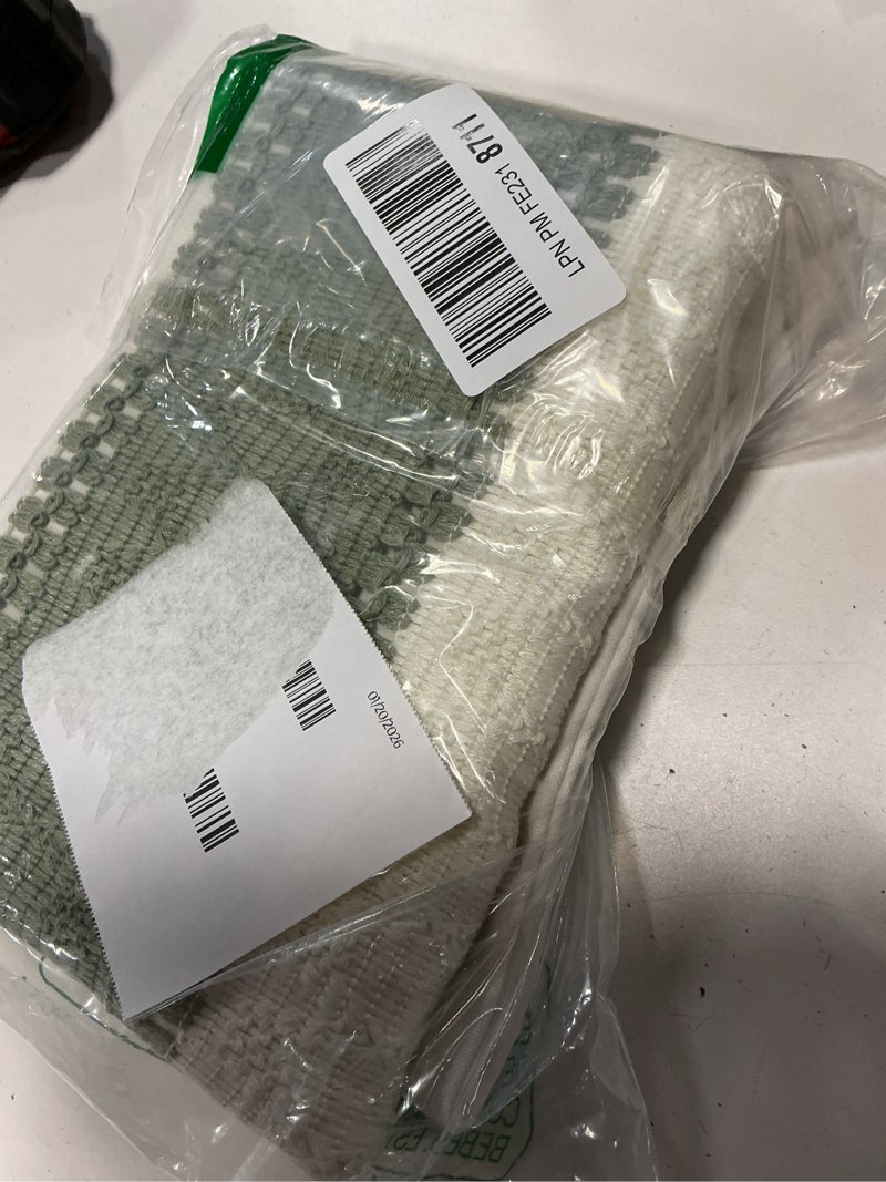 Condition photo showing Good Condition for Soft Cotton Boho Throw Pillow Covers Set of 2, Natural White/Contrast Green 18x18 Inch, Sage Green Farmhouse Decorative Cushion Covers for Sofa Bed Living Room Home Decor Natural White/Contrast/Green 18" x 18" (Pack of 2)