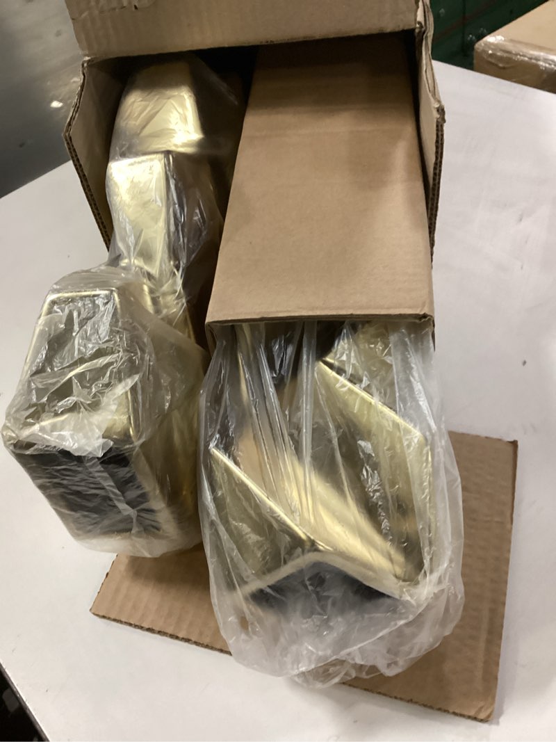 https://lotting-media.assets.bidfta.com/lotting_0e8dab9f-10b1-4224-9adb-baf3afde8e95