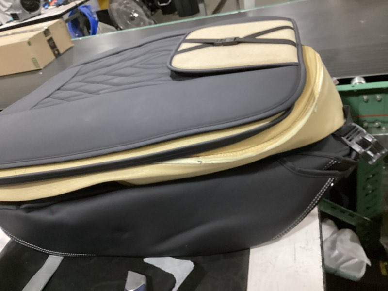 Condition photo showing Good Condition for huangxin 5pcs full coverage leather car seat covers with headrests airbag compatible premium black automotive vehicle cushion cover fit for most cars sedans trucks suvs nissan honda civic crv hrv kia