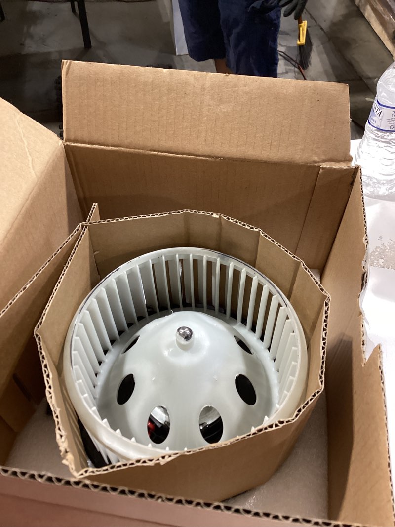 Condition photo showing Good Condition for ac blower motor with fan fits for jeep grand cherokee for dodge grand caravan durango for chrysler town country 2008 2009 2010 2011 2012 2013 2014 2015 2016 2017 2018 heater blower motor oe: 700216