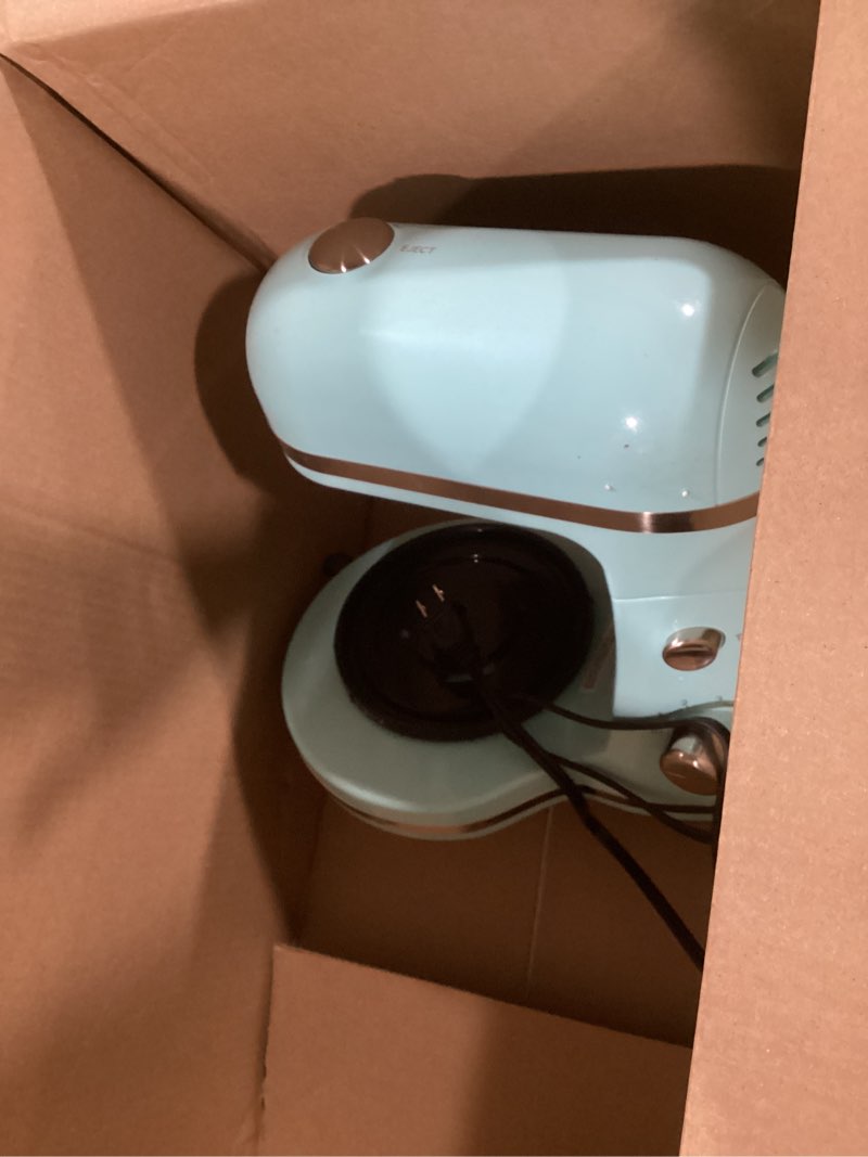 DASH Delish by DASH Compact Stand Mixer, 3.5 Quart with Beaters & Dough Hooks Included - Blue