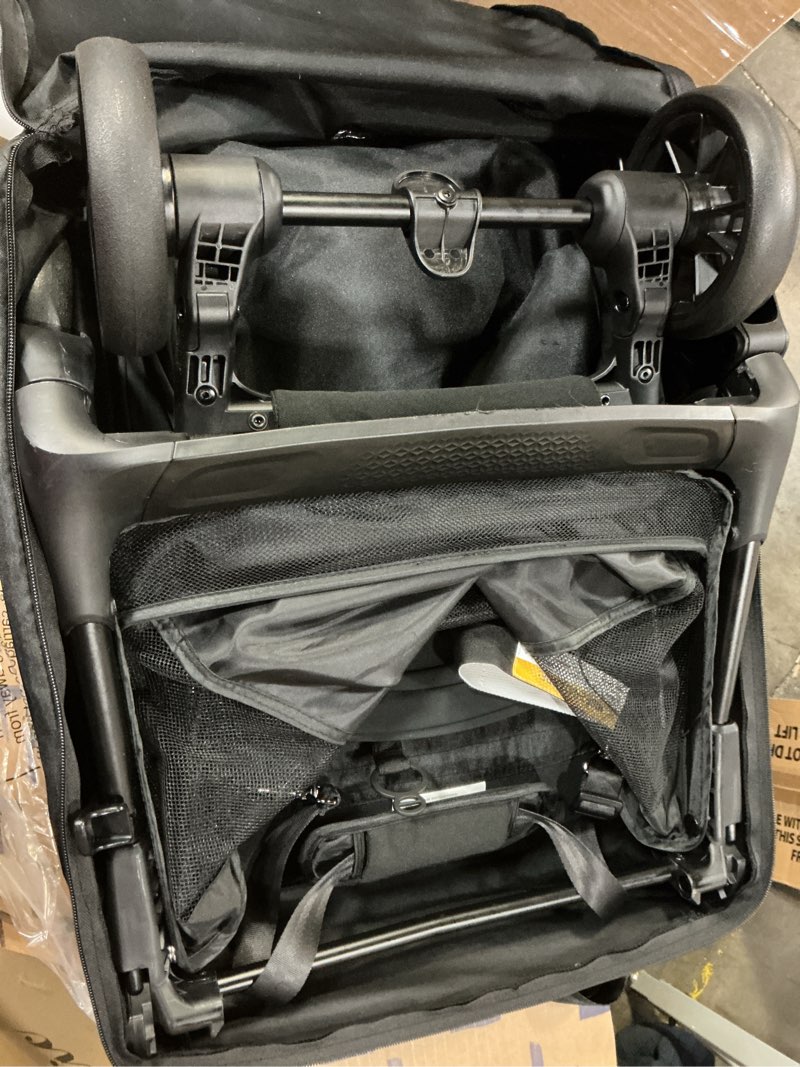 Condition photo showing Good Condition for Nuna TRVL LX Stroller