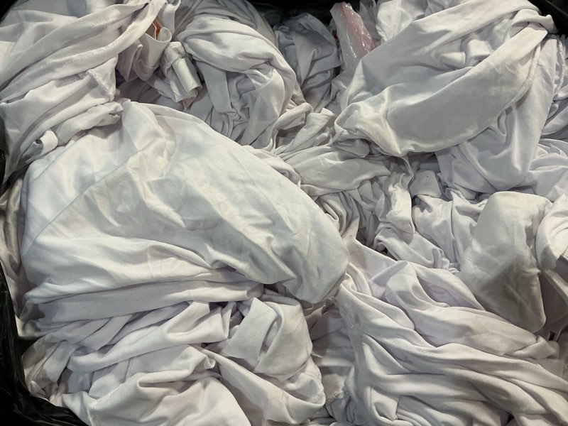 Condition photo showing As Is for 100 pcs white washable removable universal for wedding party dining banquet polyester spandex stretch slipcovers chair covers white 100
