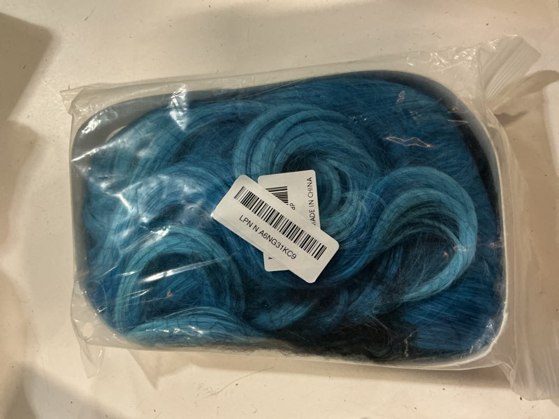 Condition photo showing New/Like New for Girls Blue Ombre Wig Kids Long Mixed Light Blue Middle Part Wig Ombre Wavy Curly Wigs for Children Heat Resistant Synthetic Wigs with Cap