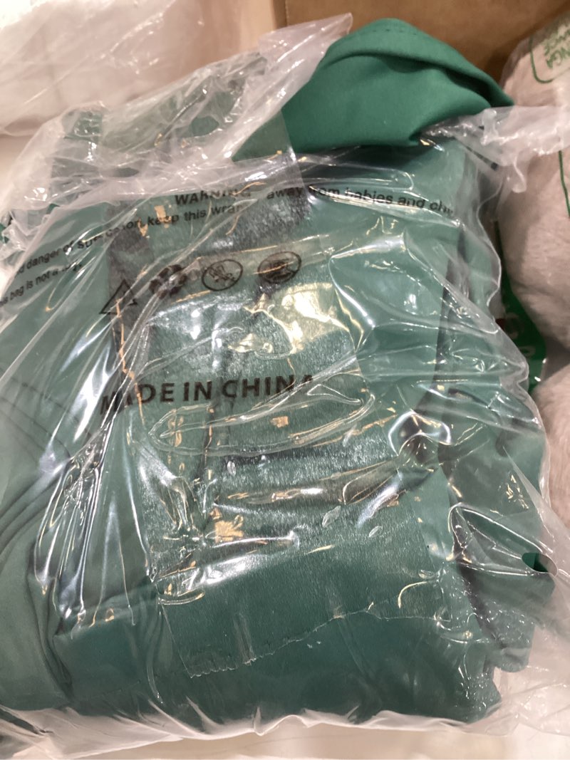 Condition photo showing As Is for donren hunter green blackout thermal insulating window curtain panels for bedroom with rod pocket (42 x 54 inches long,2 panels) hunter green 42"w x 54"l (pack of 2)
