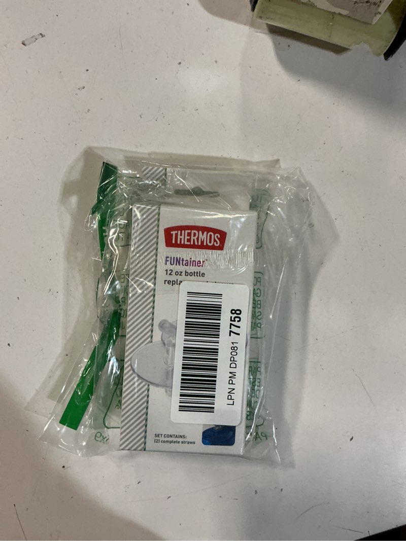 Condition photo showing New/Like New for THERMOS FUNtainer 12 Ounce Insulated Kids Water Bottle Replacement Straws, 4 Straws 2 Pack Clear