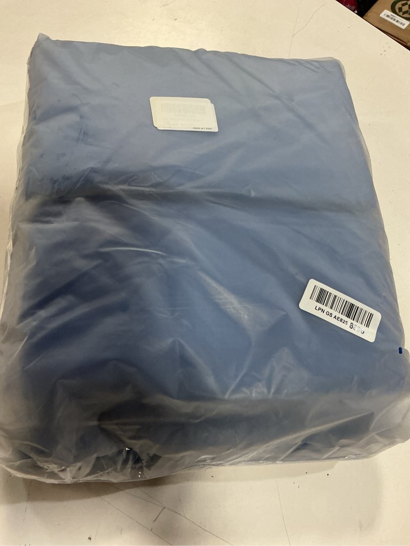 Condition photo showing New/Like New for heneger 8 pack royal blue round tablecloth 90 inch stain and wrinkle resistant round royal blue tabl