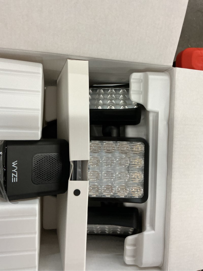 Condition photo showing Good Condition for wyze cam floodlight pro with 3000 lumen leds, wired 2.5k qhd ip65 outdoor smart security camera, color night vision, 180° fov with customizable ai motion detection, 105db siren, two-way audio, black