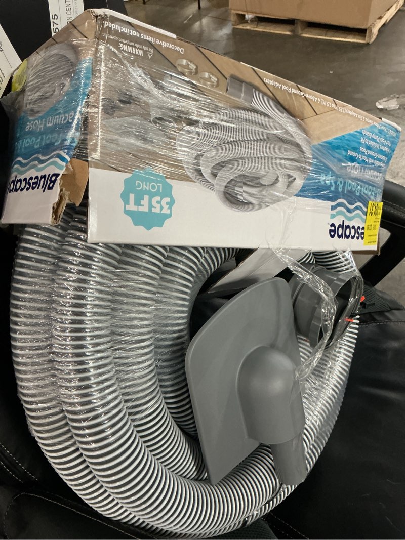 Condition photo showing Good Condition for bluescape 35' pool & hot tub cleaning hose