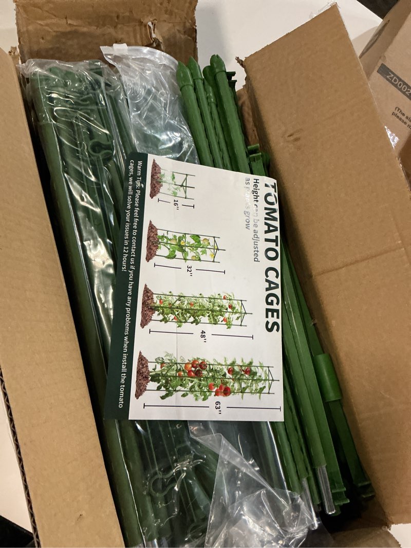 Condition photo showing New/Like New for 6 pack 48 inch tomato cages for garden, triangle metal plant support with rust-resistant coating, heavy duty tomato trellis for raised bed, pots, cucumbers, peppers & climbing plants 6-pack 48 inch