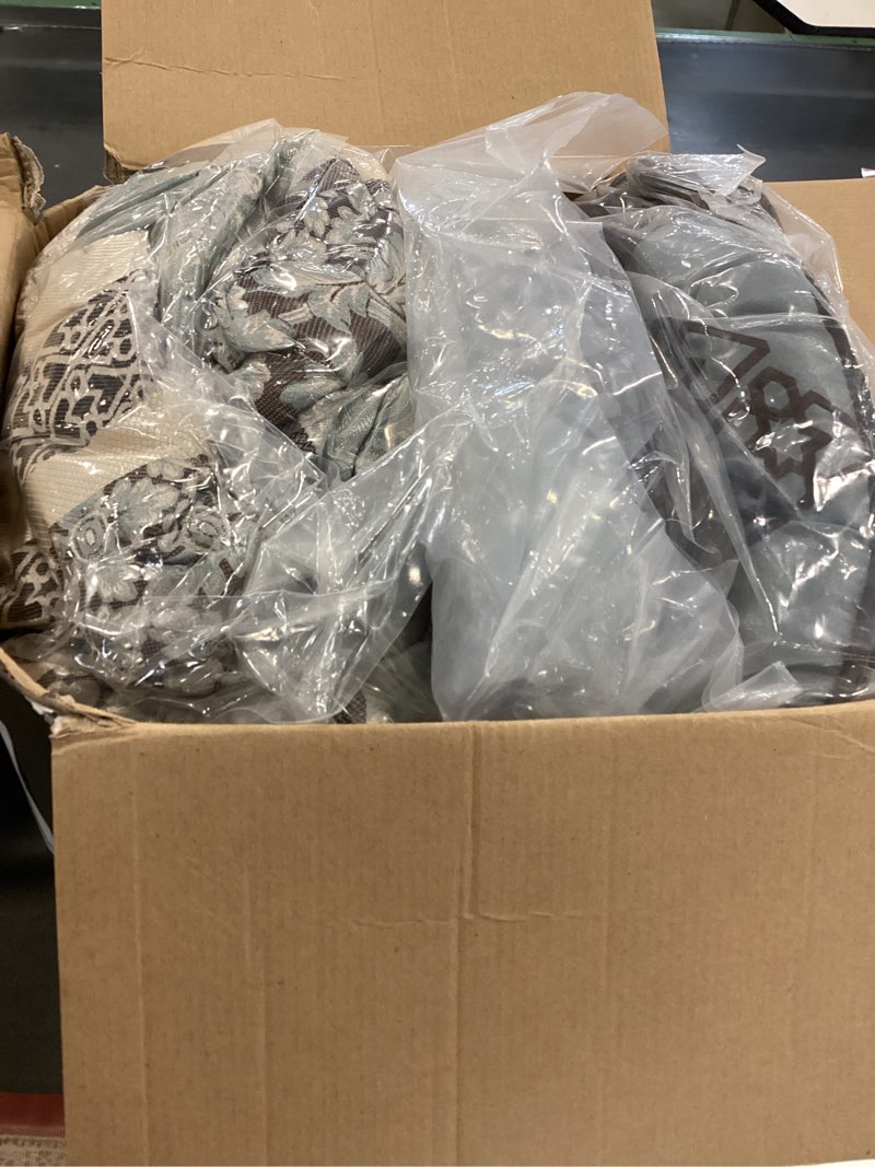 https://lotting-media.assets.bidfta.com/lotting_0ebb55da-3ea4-4995-8243-80c5eff16166